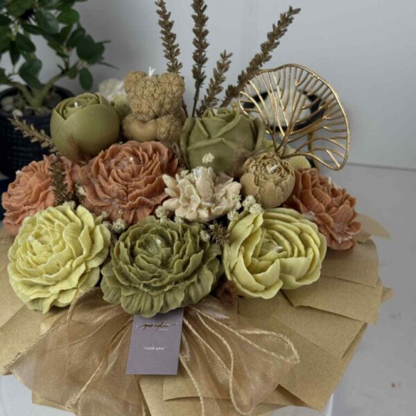 Ethereal Bloom Candle