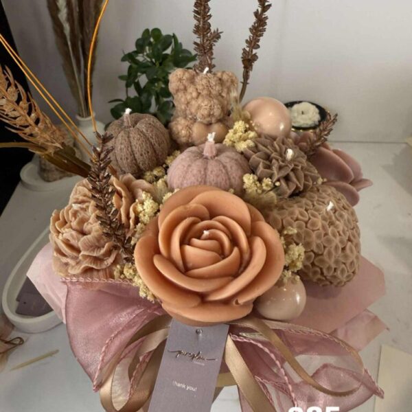 Caramel Bloom Candle